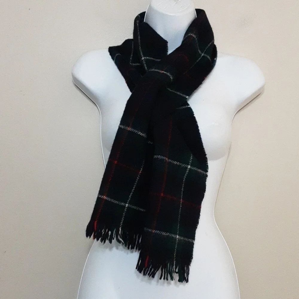 Johnston of Elgin plaid wool green unisex scarf academia retro Y2K winter cozy